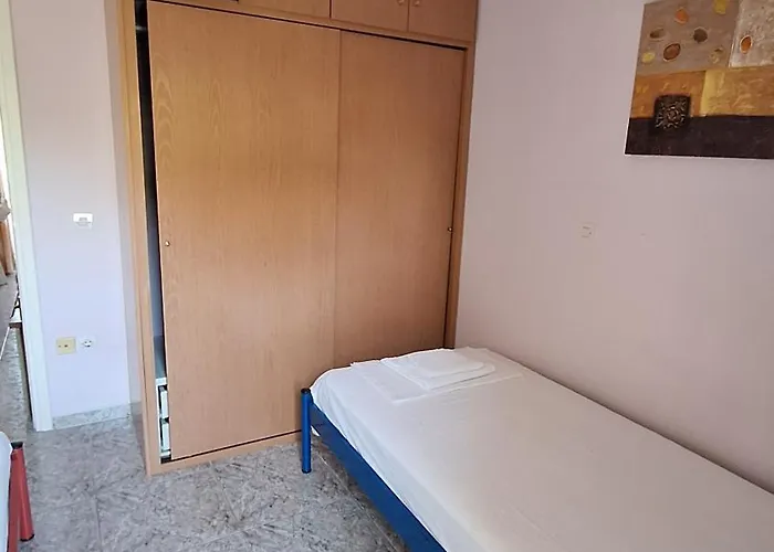 Ly * Kallithea (Chalkidiki)